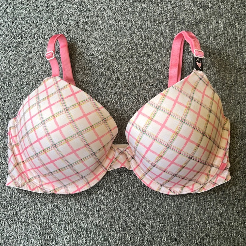 VS Demi Bra. NWT.